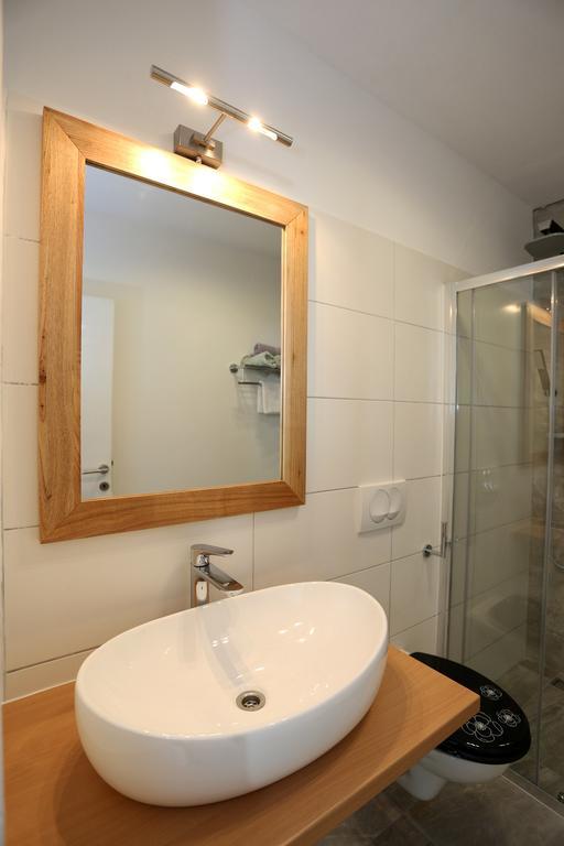 Apartments Ivan Spadina Tisno Zewnętrze zdjęcie