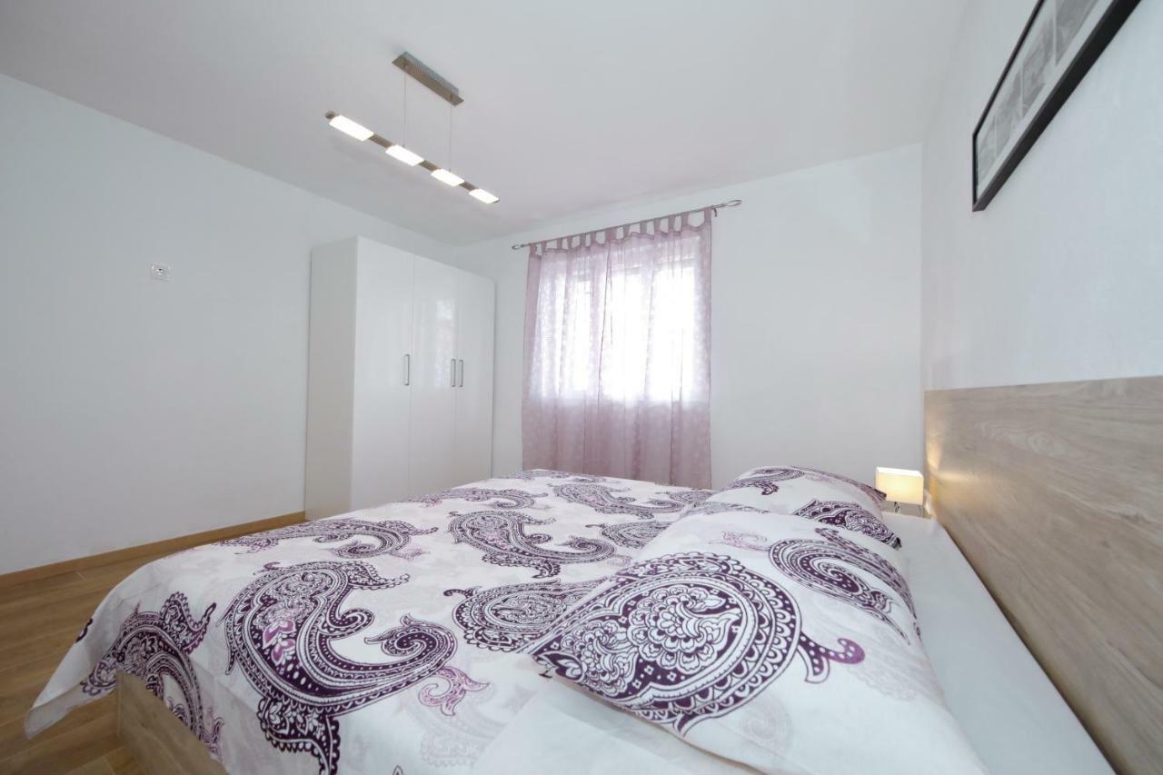 Apartments Ivan Spadina Tisno Zewnętrze zdjęcie