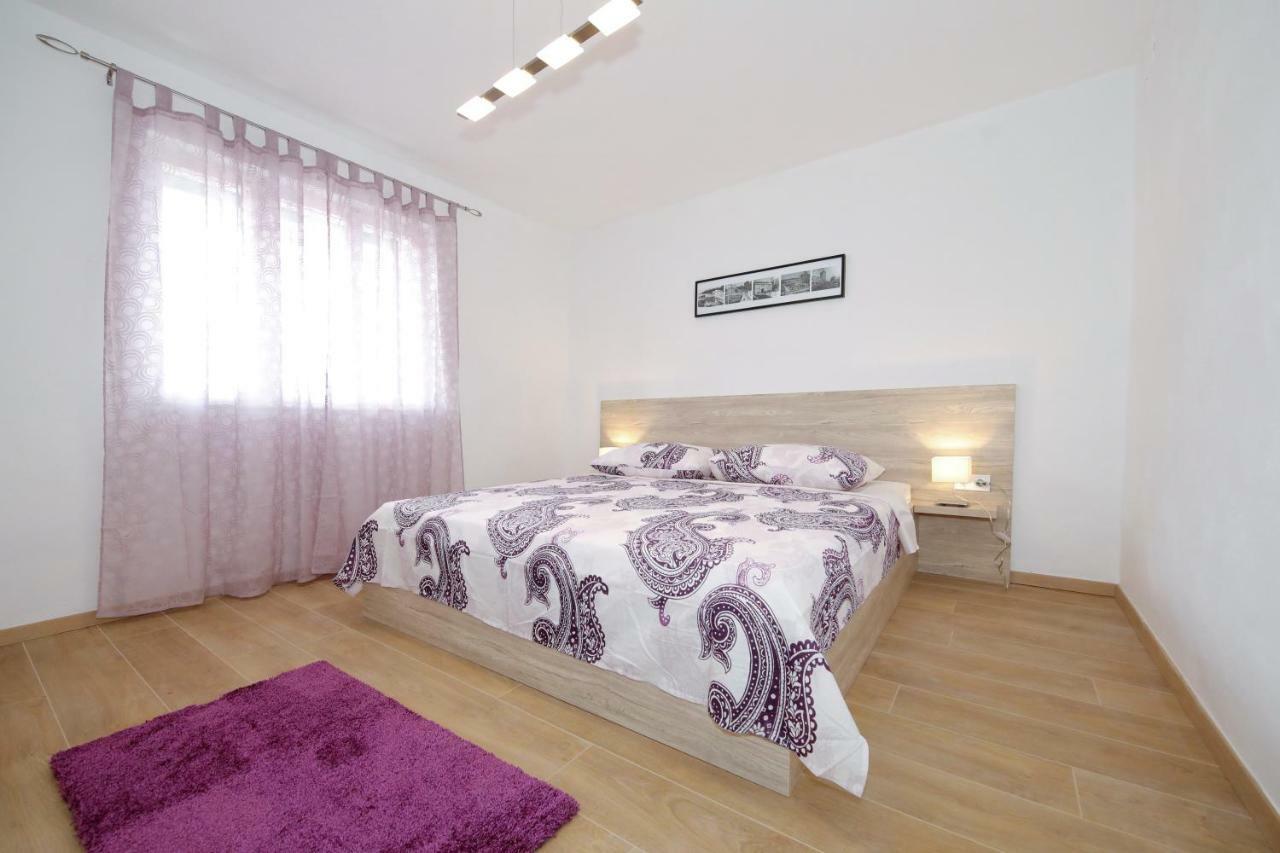 Apartments Ivan Spadina Tisno Zewnętrze zdjęcie
